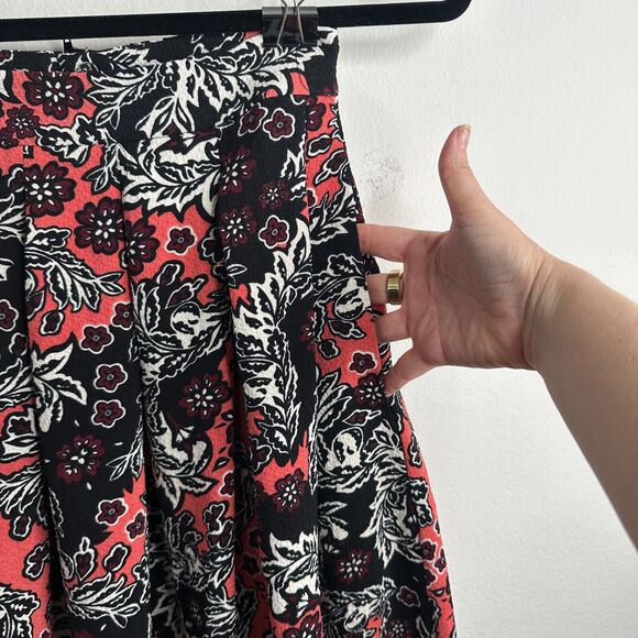 NWT H&M Flare Floral Print Peach Black & White Pleated Midi-Skirt Pockets 2 - Picture 4 of 13